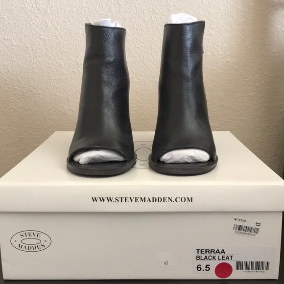 Steve Madden Shoes - Steve Madden Terraa Leather Open Toe Booties